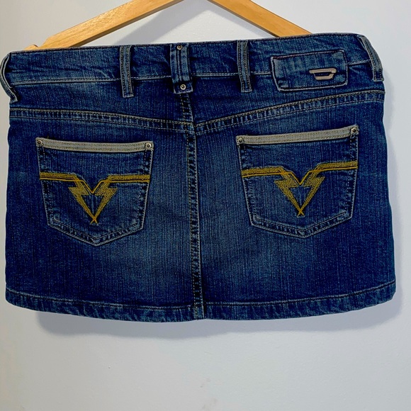 DISEL MINI SKIRTS - Picture 3 of 3